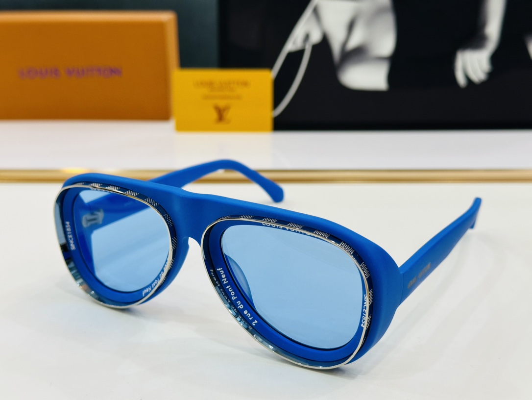 路易家LOUIS*VUITON原单高品质Model:Z2445高端货Size56口21-140皆属上品q