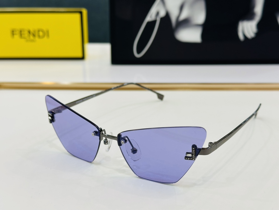 FEND*芬家FE4160USSize57口14-135标新立异F适合各种脸型