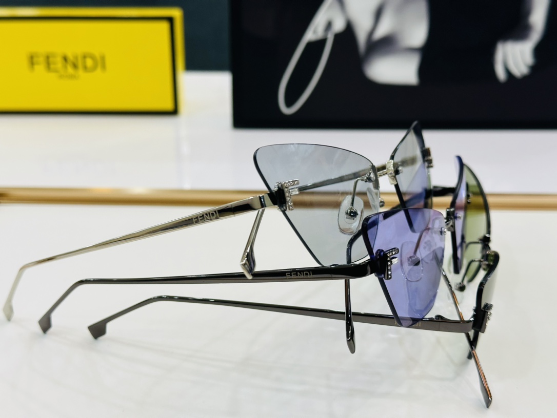 FEND*芬家FE4160USSize57口14-135标新立异F适合各种脸型
