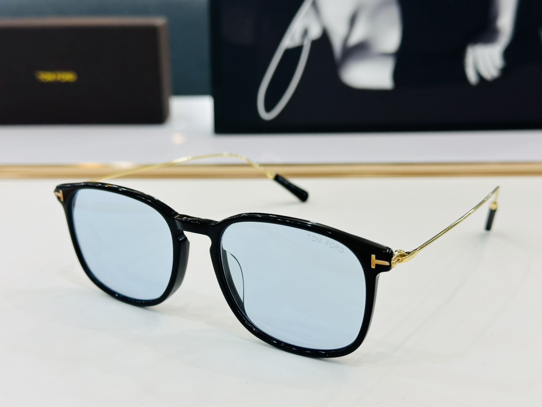 款TOMFORD汤姆家MODEL:FT5722Size50口20-140️时尚潮流C太阳镜