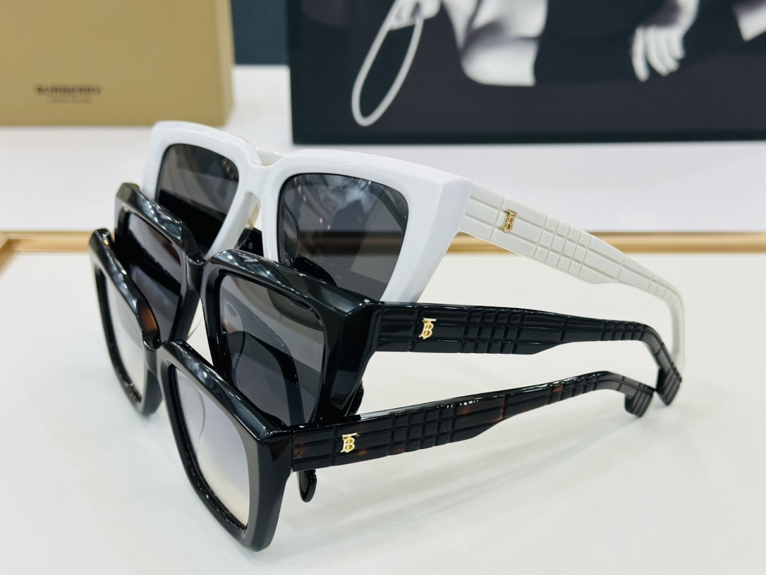 高品质BURBERR*巴家BE6103Size54口19-145女款太阳眼镜[得意]L高品质特色镜腿