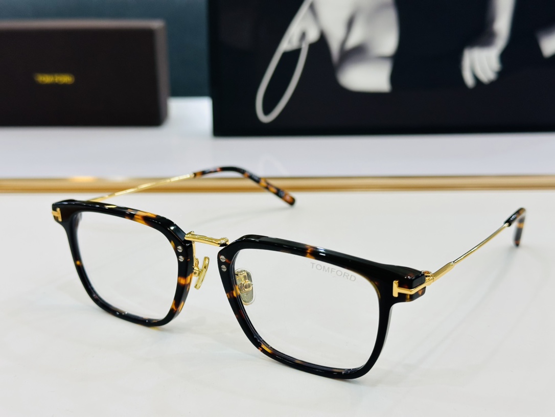 款TOMFORD汤姆家MODEL:FT0142Size52口20-145️时尚潮流C太阳镜