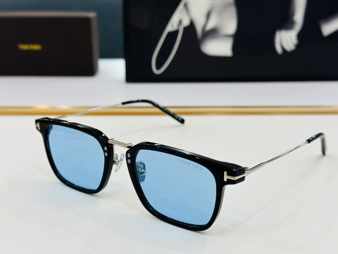 TOMFOR*汤姆家Model:FT1042Size52口21-145时尚框板材太阳镜一比一C时尚经典款