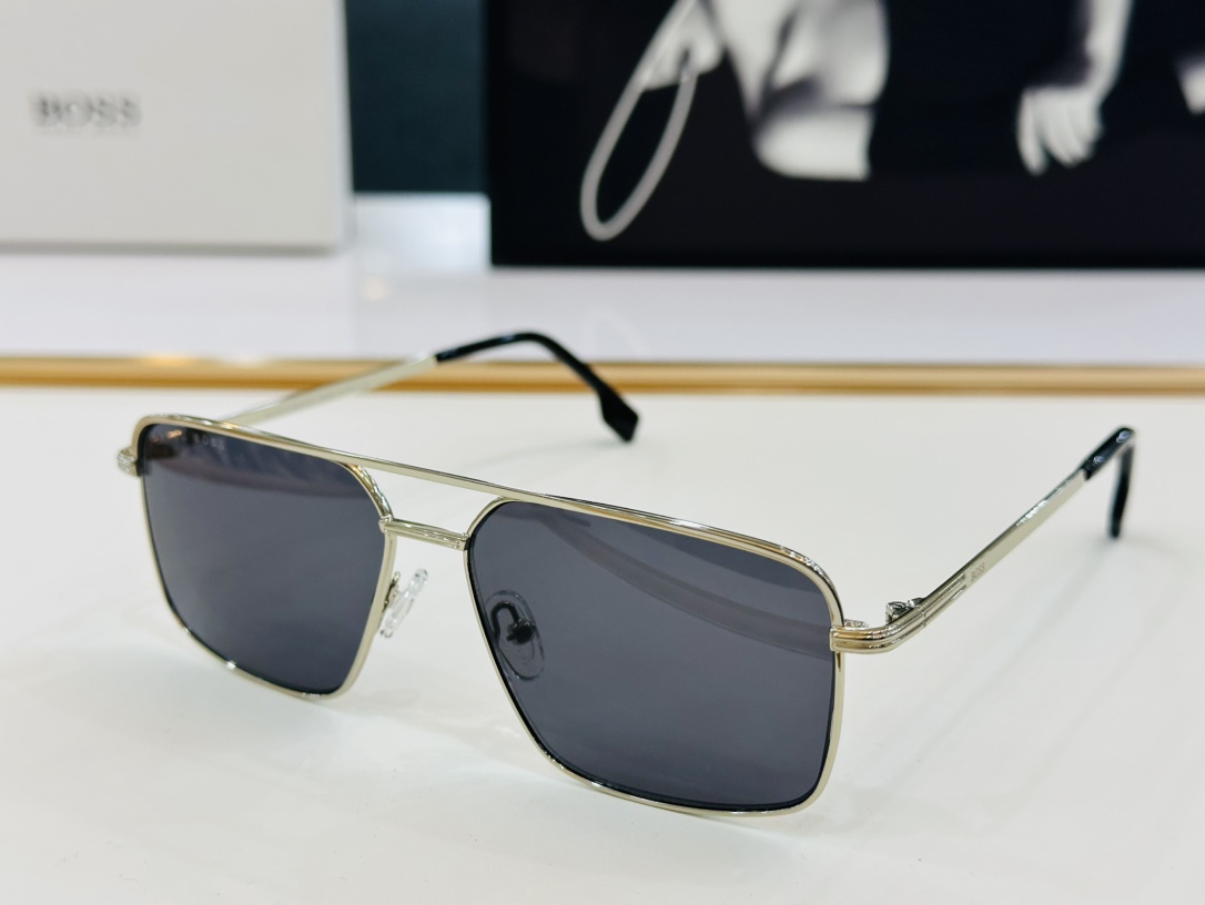 BOSS1606Size56口14-145不挑脸经典不过时框型L品质优良