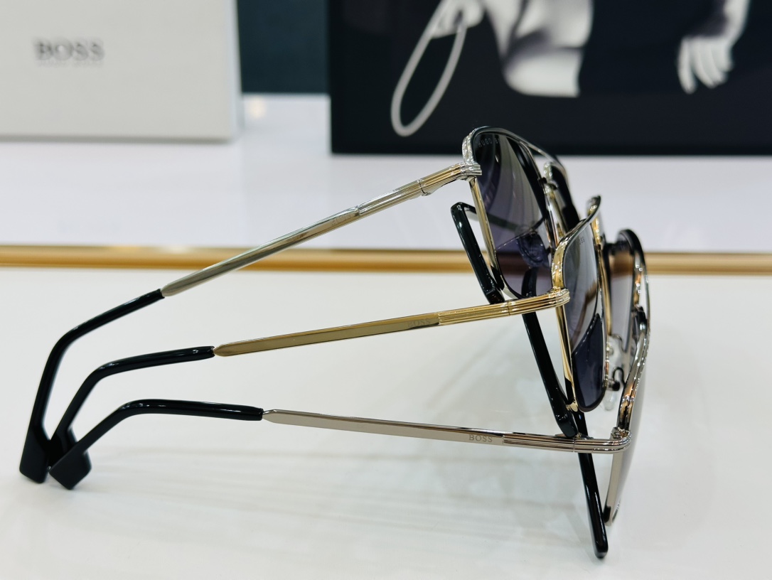 BOSS1606Size56口14-145不挑脸经典不过时框型L品质优良