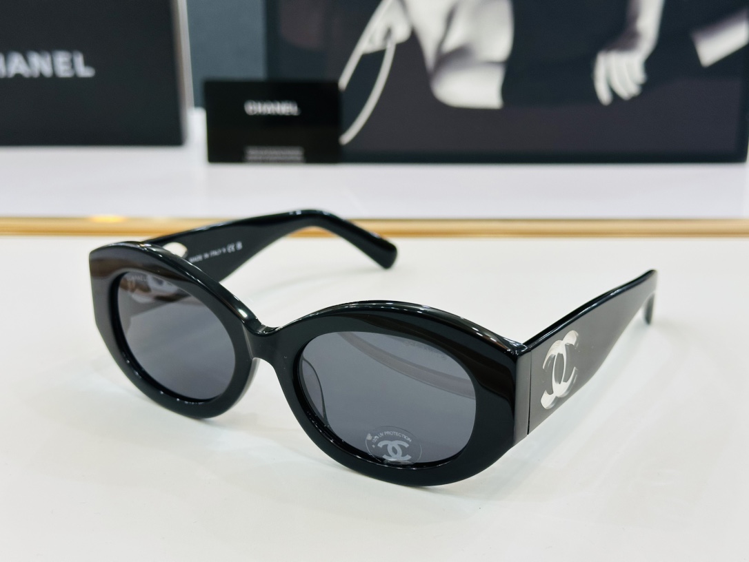 CHANE*/香家MODEL:CH5528Size53口19-145完美品质独特设计Zm适合各种脸型太阳