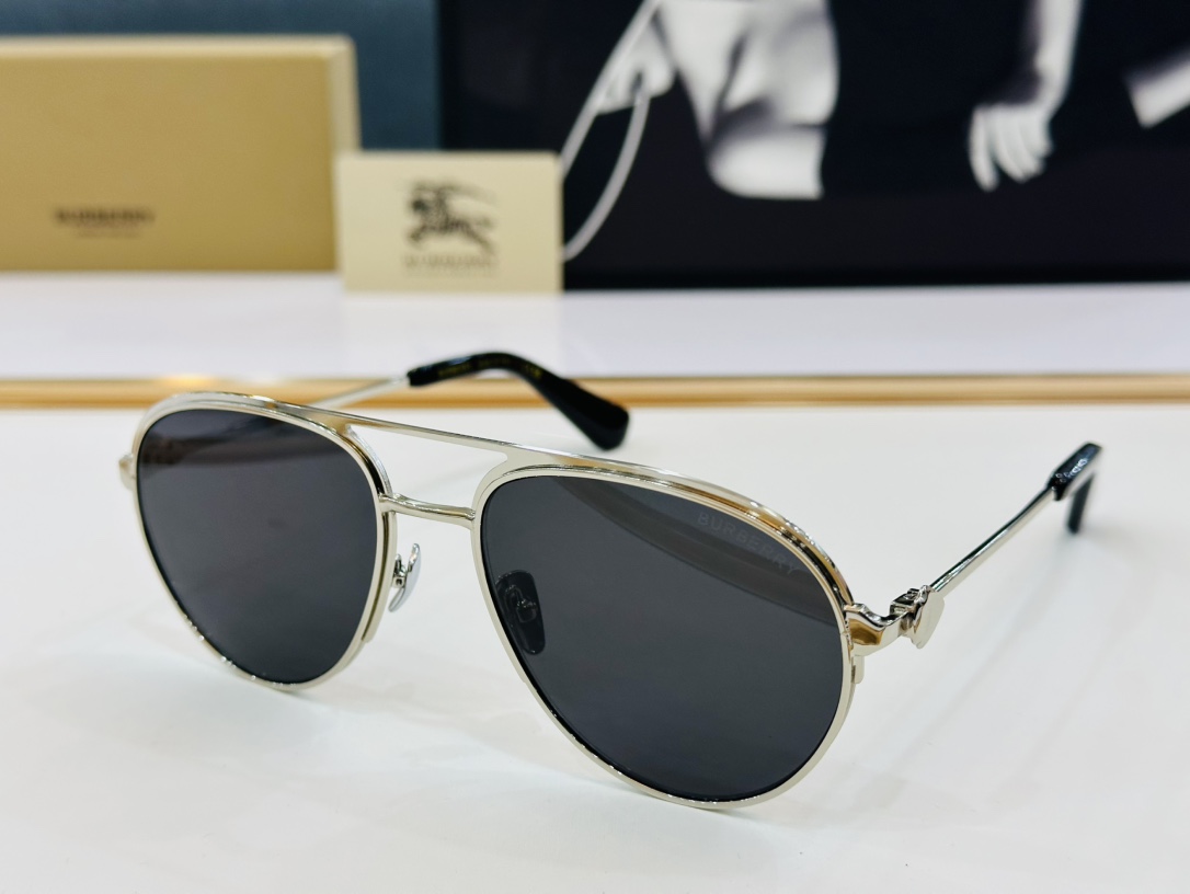 高品质BURBERR*巴家BE3155Size59口19-147女款太阳眼镜[得意[愉快]b意大利进口材