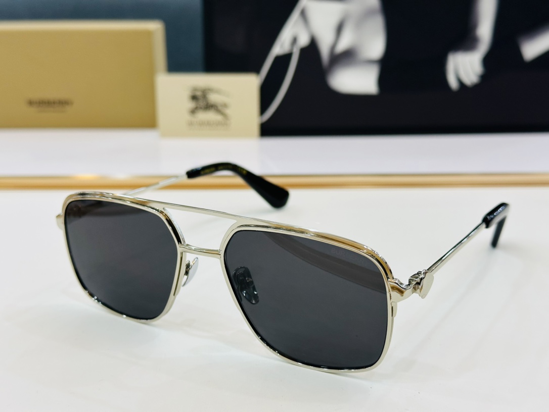 高品质BURBERR*巴家BE6011Size58口16-147女款太阳眼镜[得意[愉快]b意大利进口材