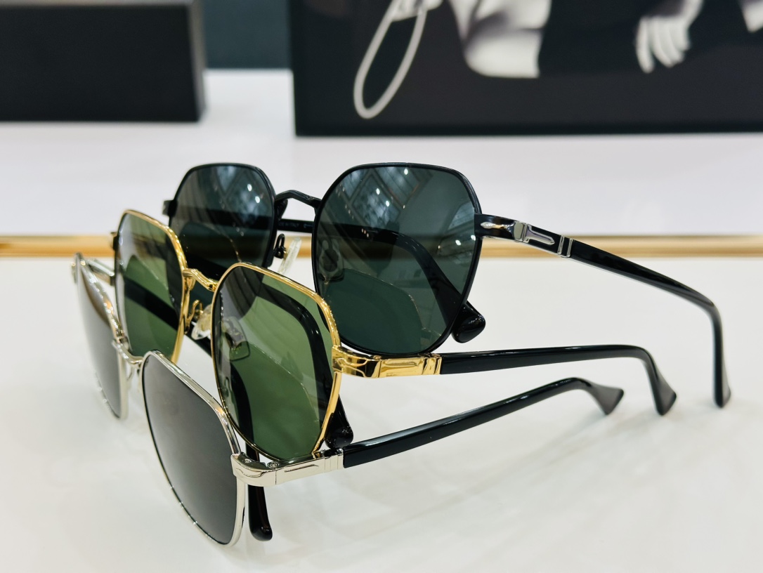 Persol️MODELPO2484️SIZE55口17-140板材框C太阳镜
