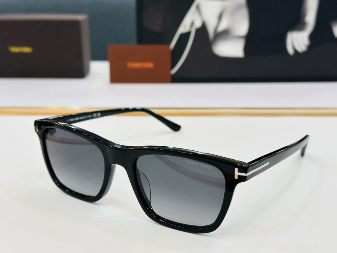 款TOMFORD汤姆家MODEL:FT1179Size54口20-145️时尚潮流C太阳镜