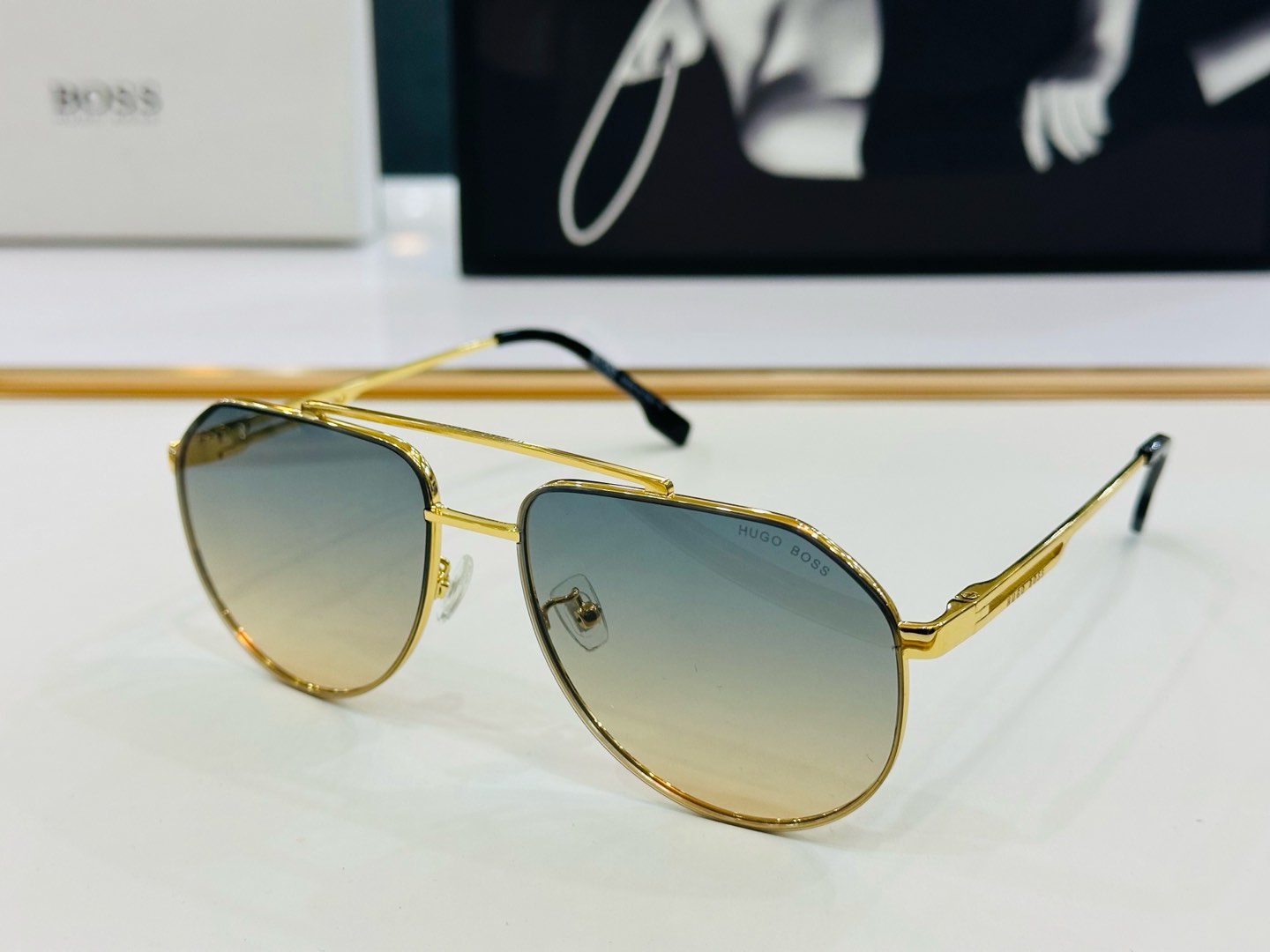 🆕 BOSS 1326/S Size：59口18-145 🕶🕶💋💋👣👣  高品质 不挑脸 懂货的来  C