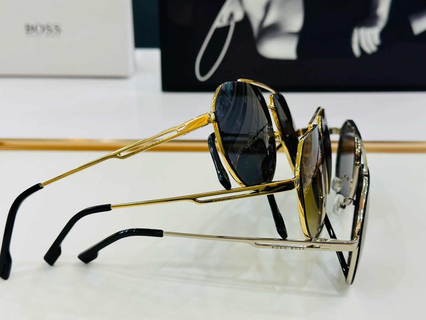 🆕 BOSS 1326/S Size：59口18-145 🕶🕶💋💋👣👣  高品质 不挑脸 懂货的来  C