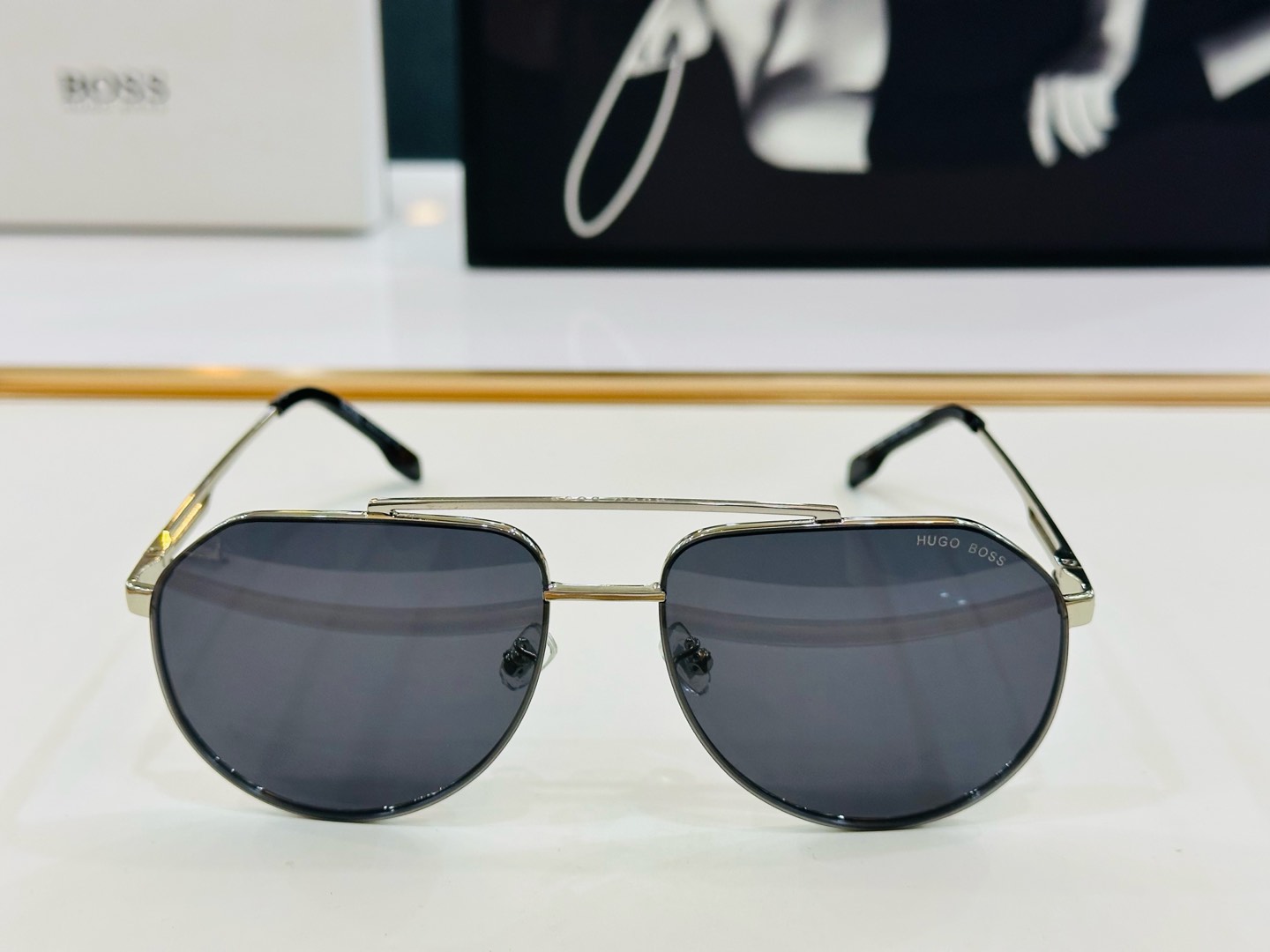 🆕 BOSS 1326/S Size：59口18-145 🕶🕶💋💋👣👣  高品质 不挑脸 懂货的来  C