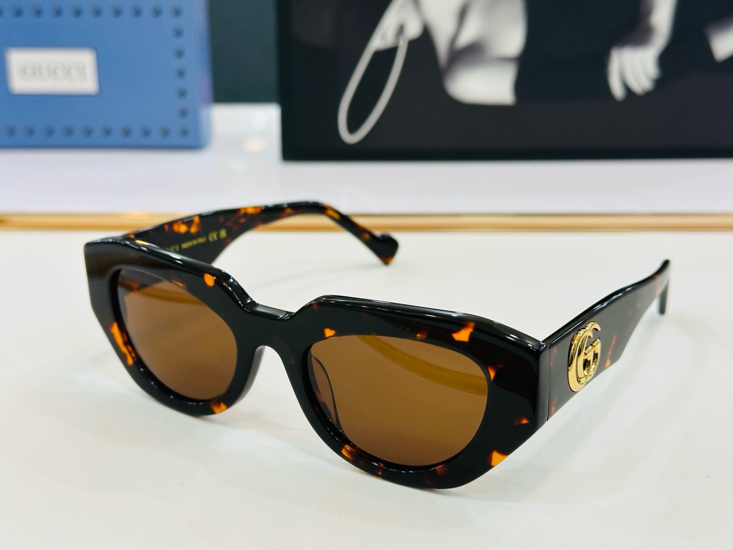 GUCC* 古家 GG1421S 🐝🐝系列 Size：51口20-145 🍁🍁 C超绝品质太阳镜 。