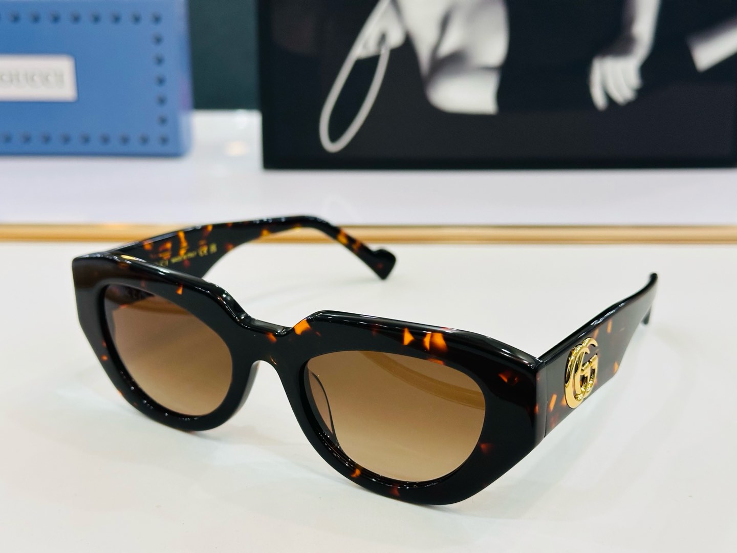 GUCC* 古家 GG1421S 🐝🐝系列 Size：51口20-145 🍁🍁 C超绝品质太阳镜 。