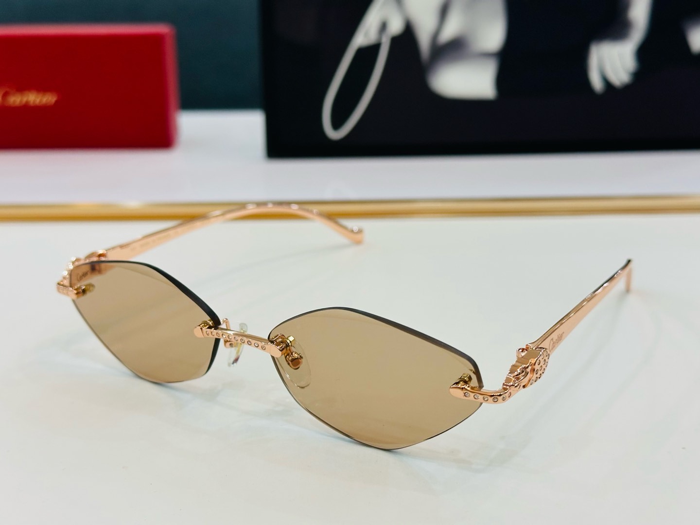 🆕 原版Cartie* 卡家 官网经典款 太阳镜 CT0059O Size：58口17-130 电镀工艺