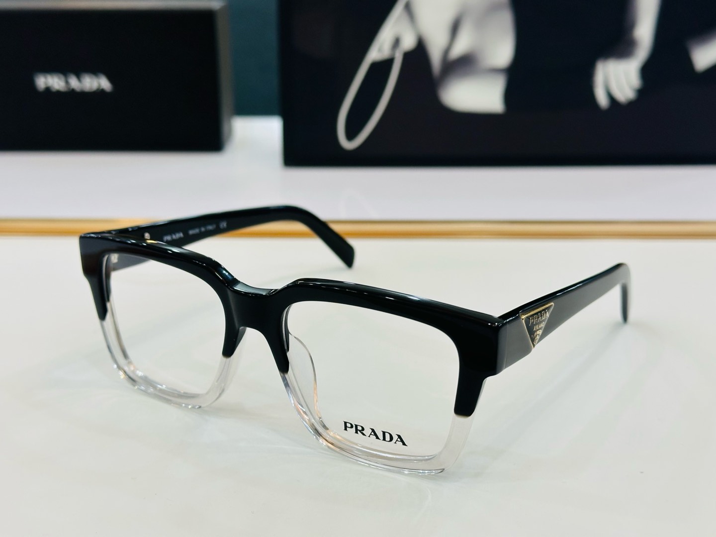 🔺PRAD*🔻普家 PR08ZV  Size：53口19-145 眼镜系列堪称精湛制作  最新推出火爆款