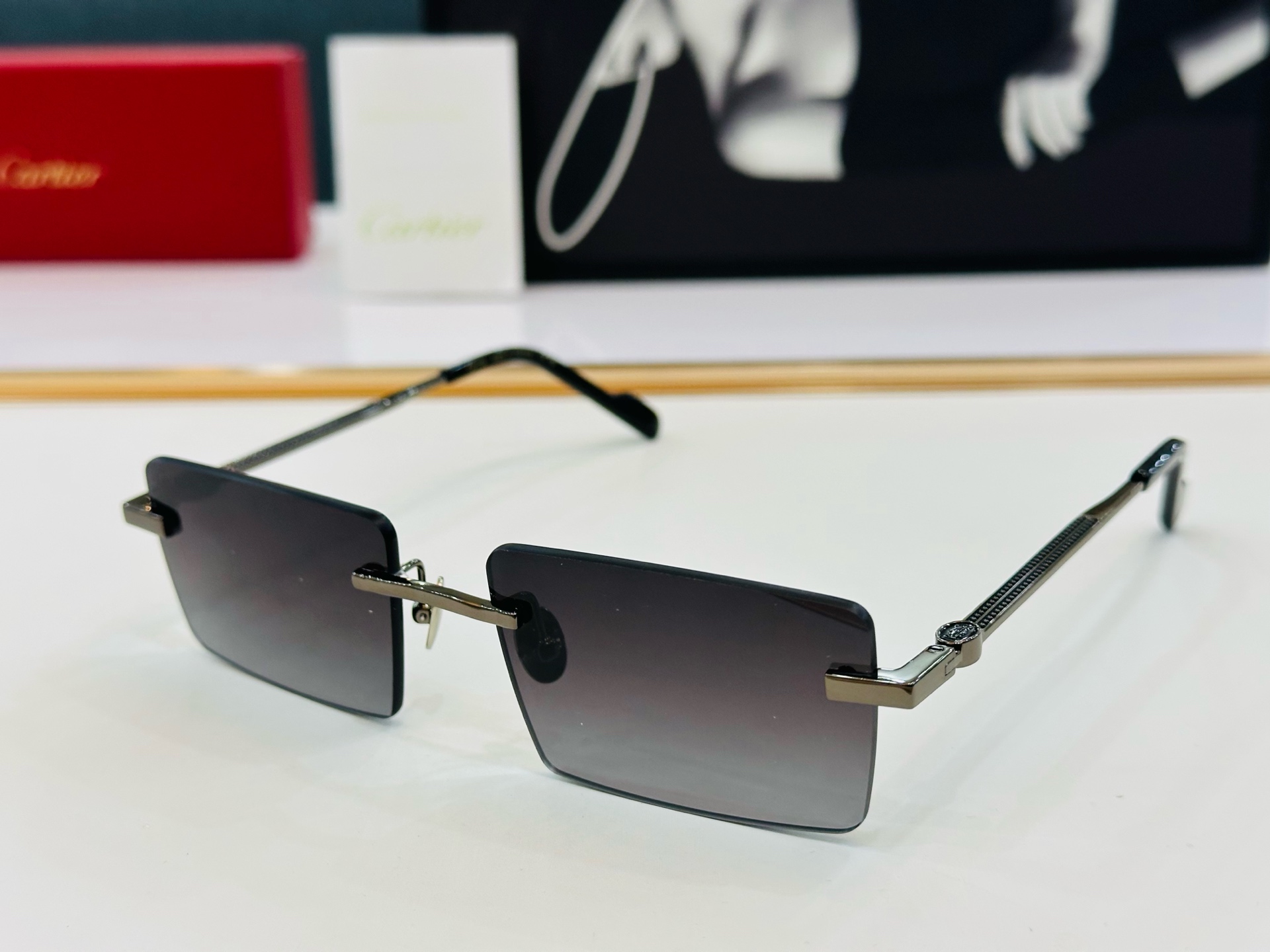新款 Cartier 卡家 MODEL CT0500S Size：56口18-145 高品质 品牌标志性