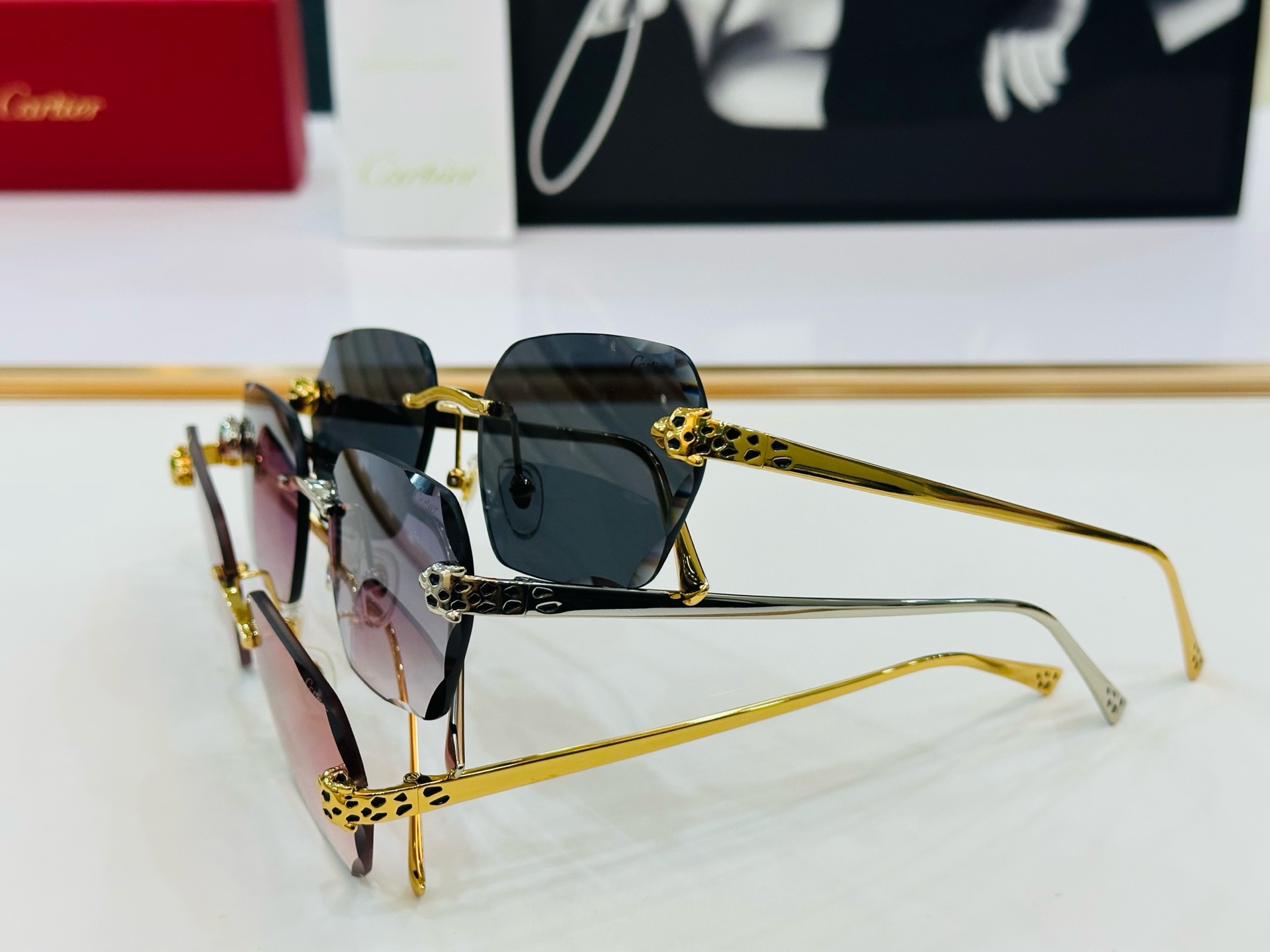 新款 Cartier 卡家 MODEL CT0478S Size：57口18-140 高品质 品牌标志性