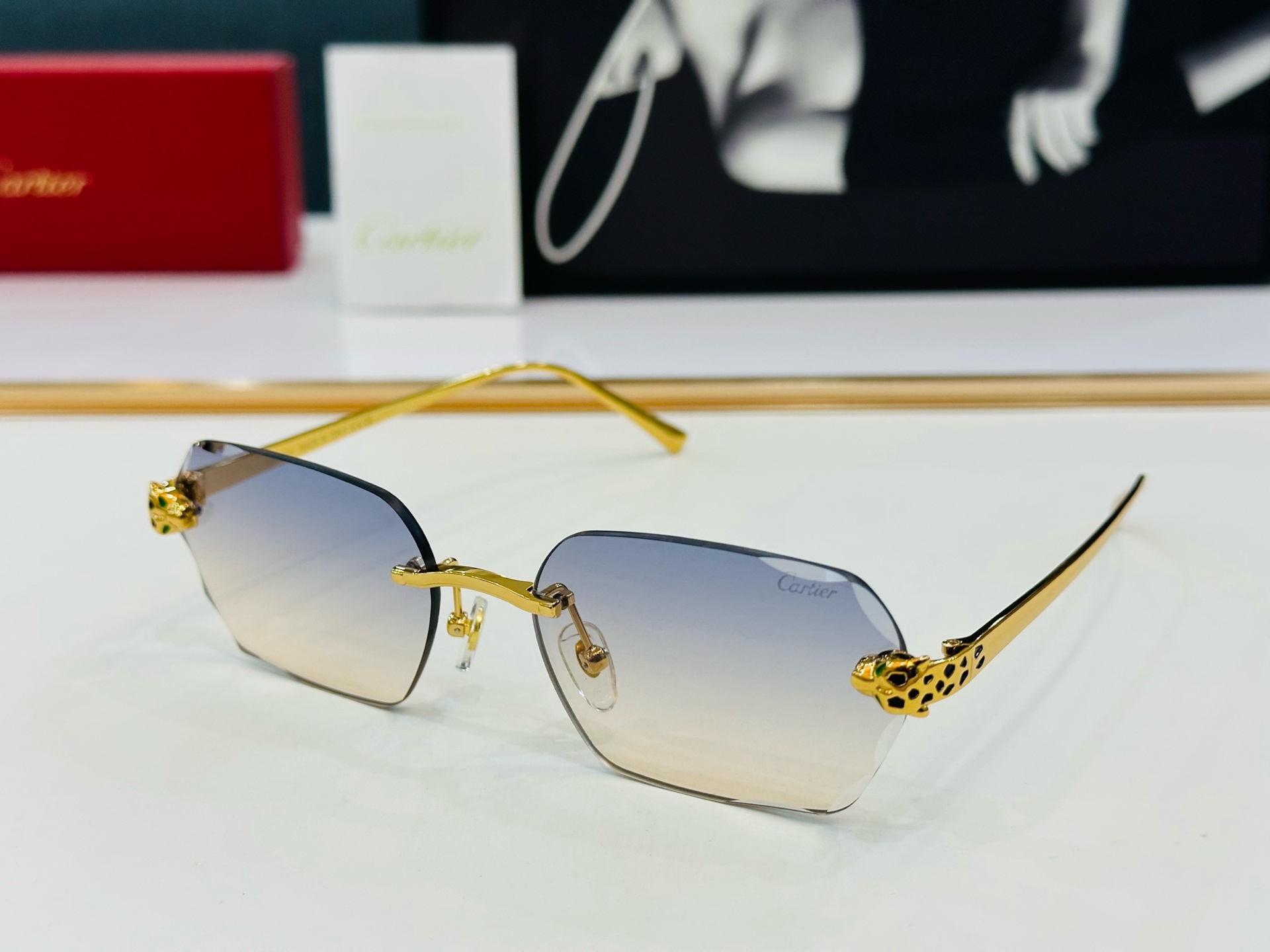 新款 Cartier 卡家 MODEL CT0478S Size：57口18-140 高品质 品牌标志性