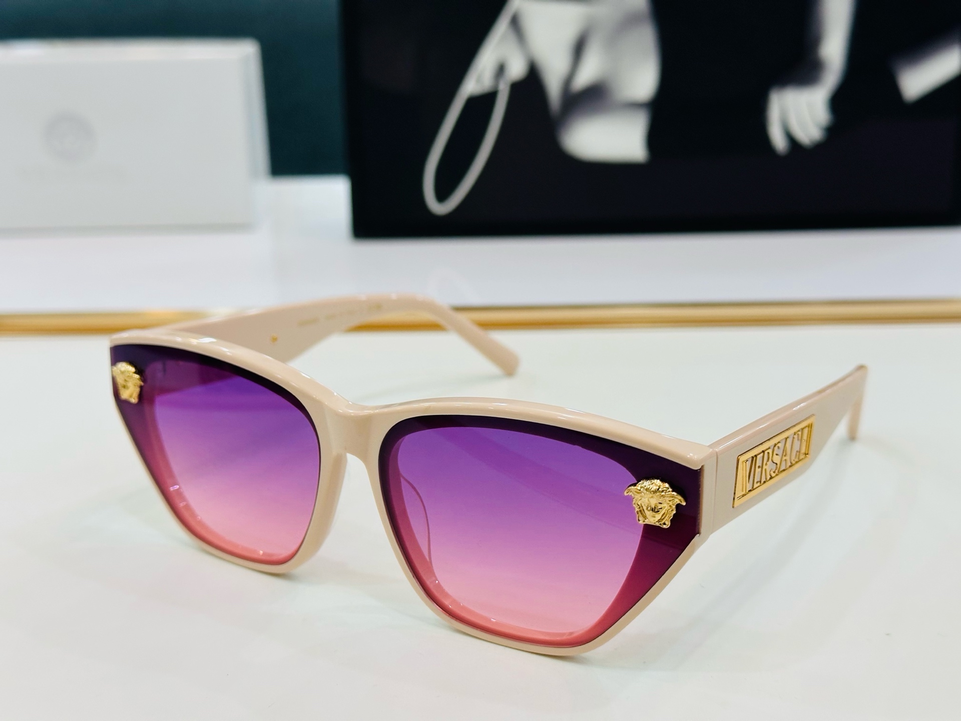 🎉🎉范思家 VERSACE✨MOD：VE6754  Size：66口14-145 ✨K有范 