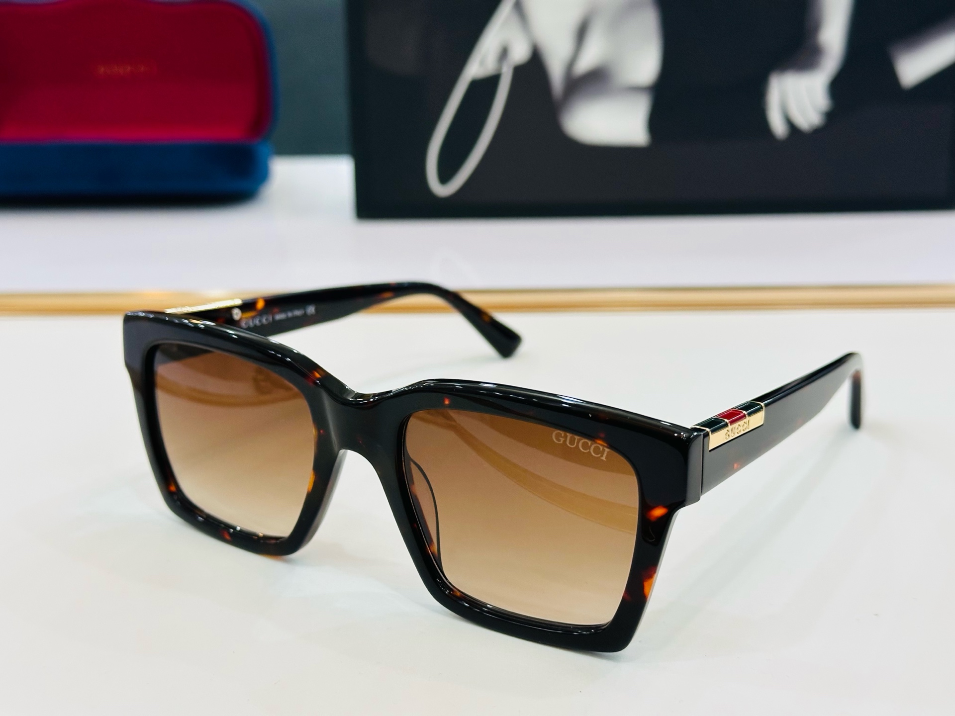🆕 👏👏GUCC*👍古家GG1986SK Size：54口19-145 搭配镜框🔝Z❤太阳镜 