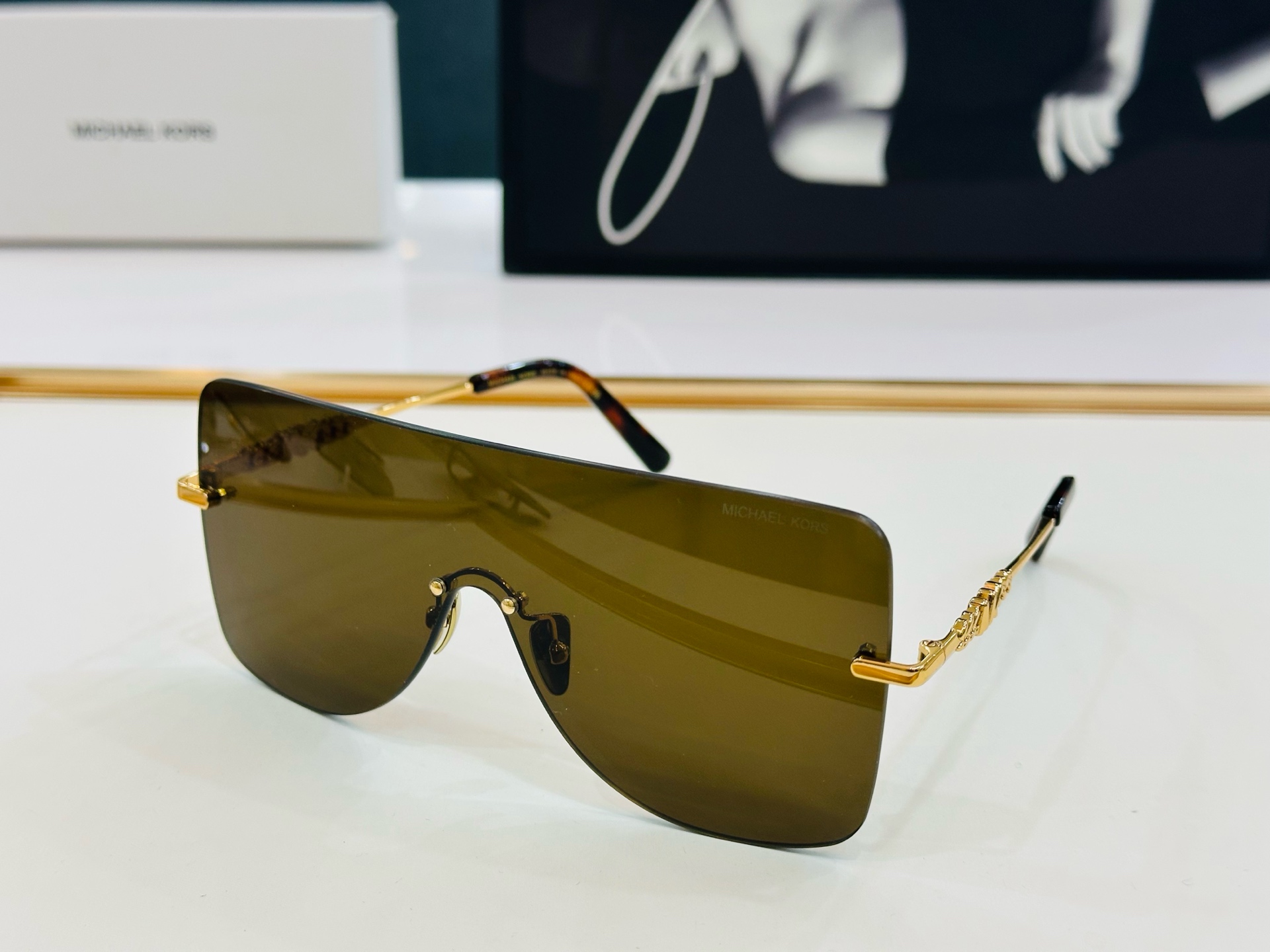 MICHAEL KORS MK1148  SIZE：137口0-140 官网款太阳镜 bm太阳镜 