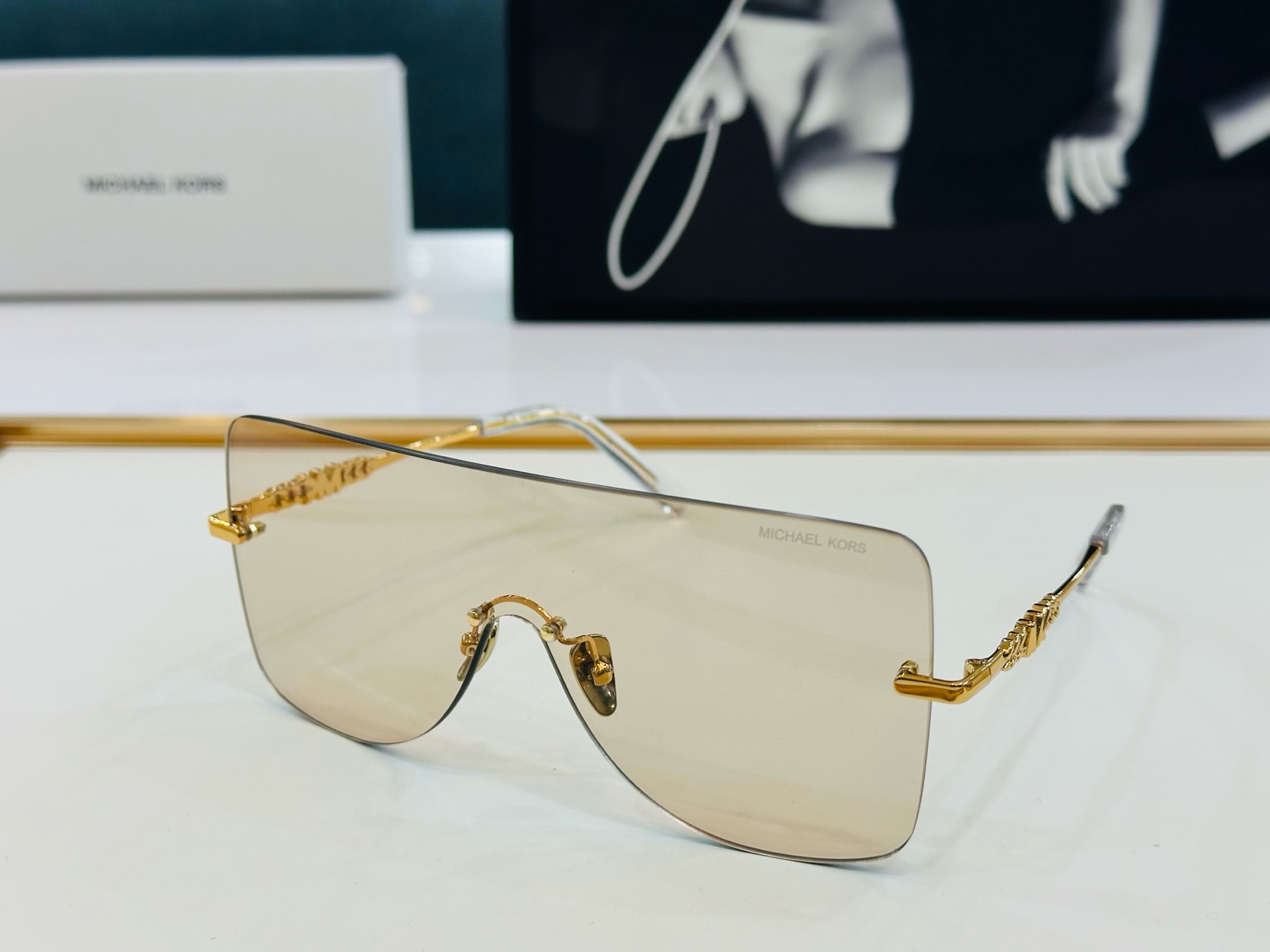 MICHAEL KORS MK1148  SIZE：137口0-140 官网款太阳镜 bm太阳镜 