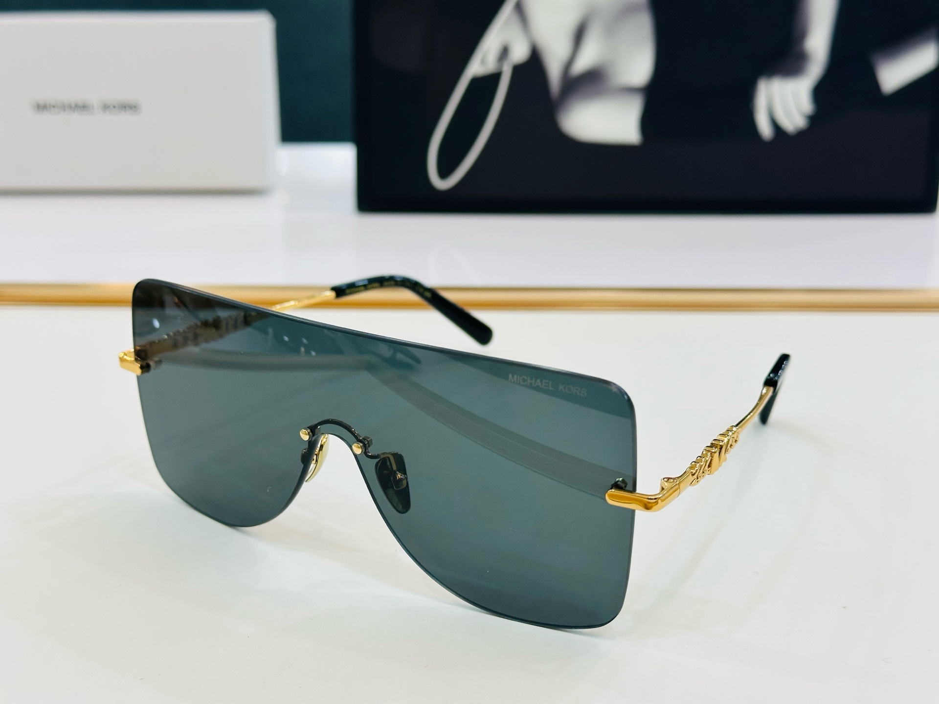 MICHAEL KORS MK1148  SIZE：137口0-140 官网款太阳镜 bm太阳镜 