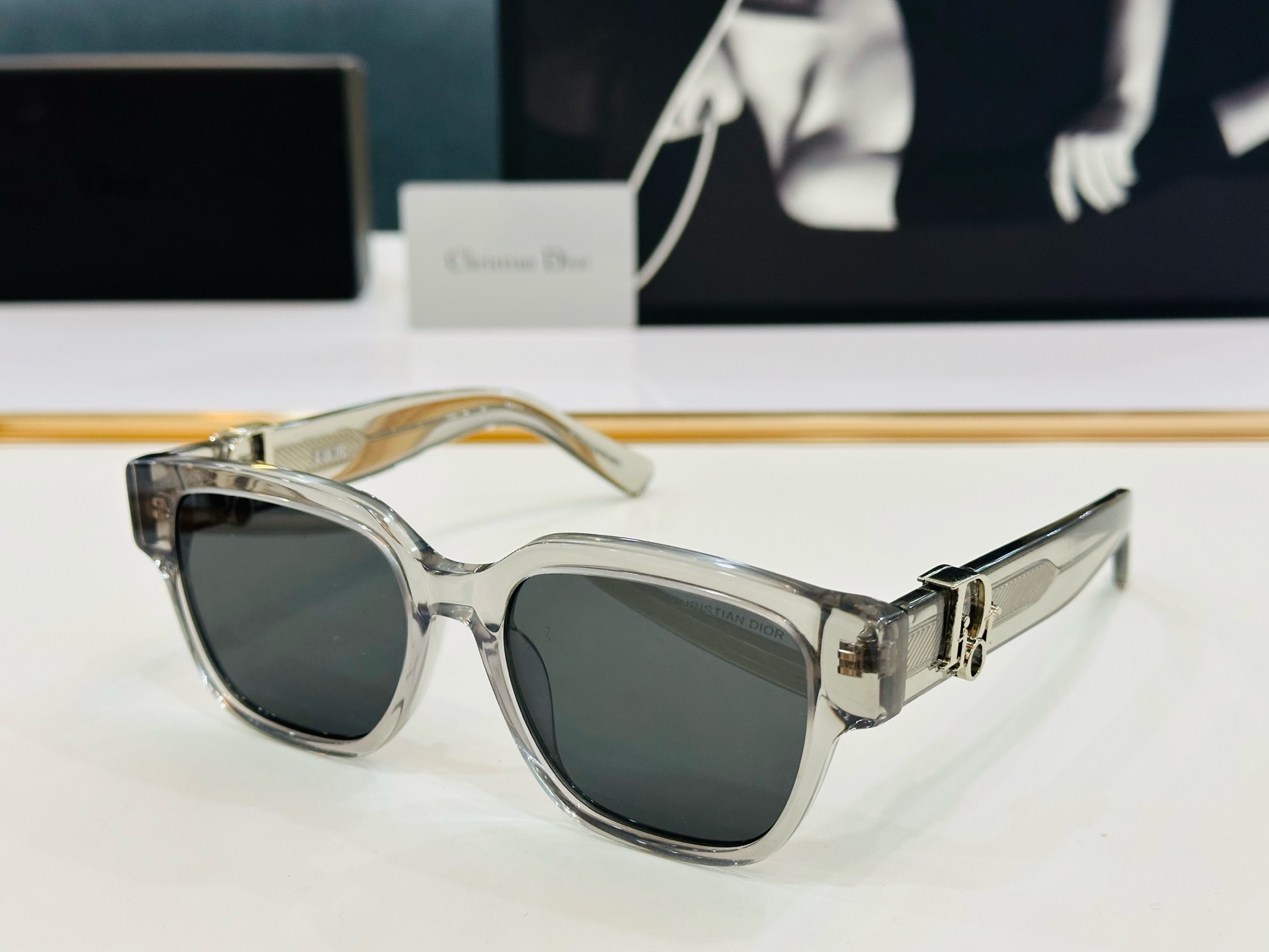 🔻🔻🔻DIO* 迪家 CDICON S1F Size：53口19-145 春夏款墨镜 😎🔆🔥🔥搭配镜腿精