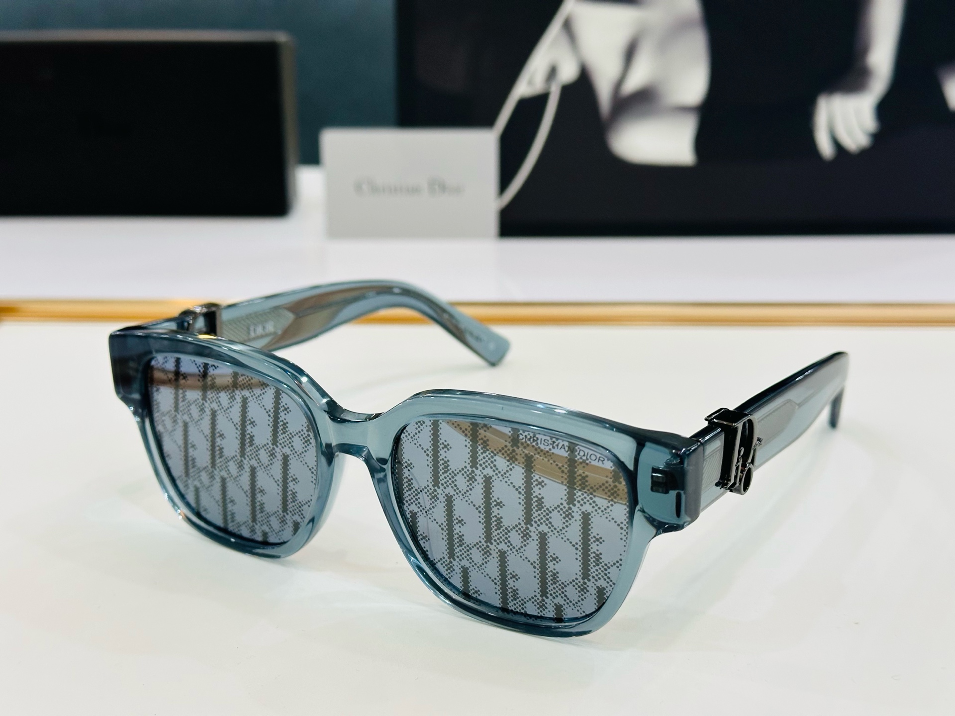 🔻🔻🔻DIO* 迪家 CDICON S1F Size：53口19-145 春夏款墨镜 😎🔆🔥🔥搭配镜腿精
