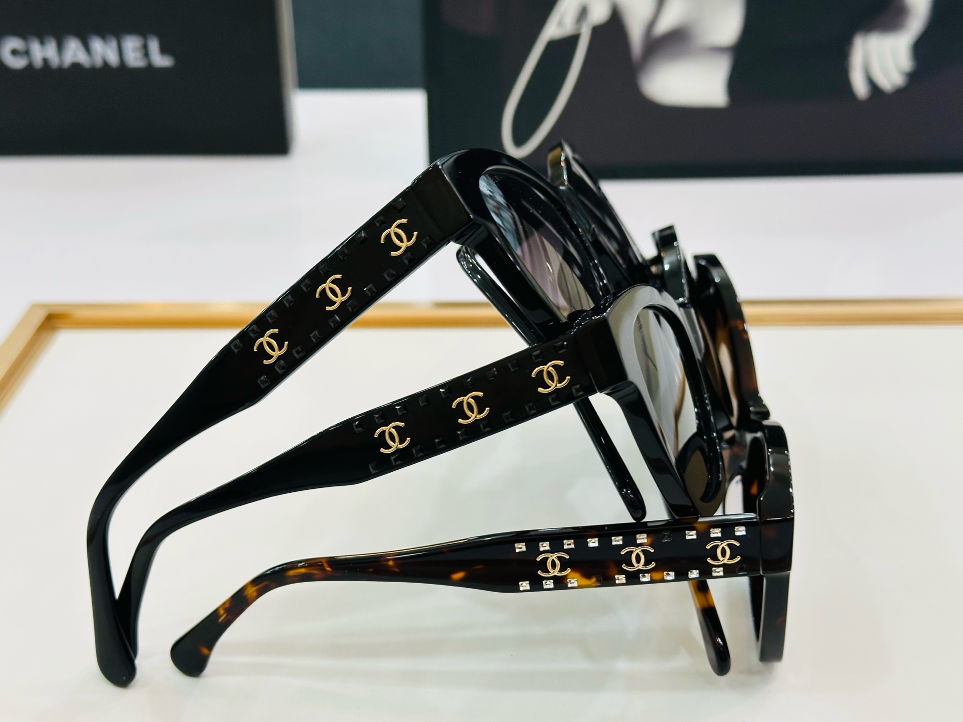🆕 【CHANE*/香家】MODELCH9162B Size：52口19-140 💅🏻💓W太阳镜 