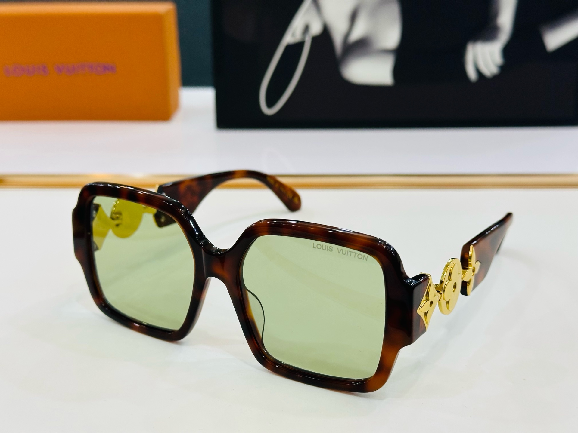 路易家 🎩Z2251W Size：55口21-135 充满活力的 展现独特个性🌟展现大气的你 J高品质 
