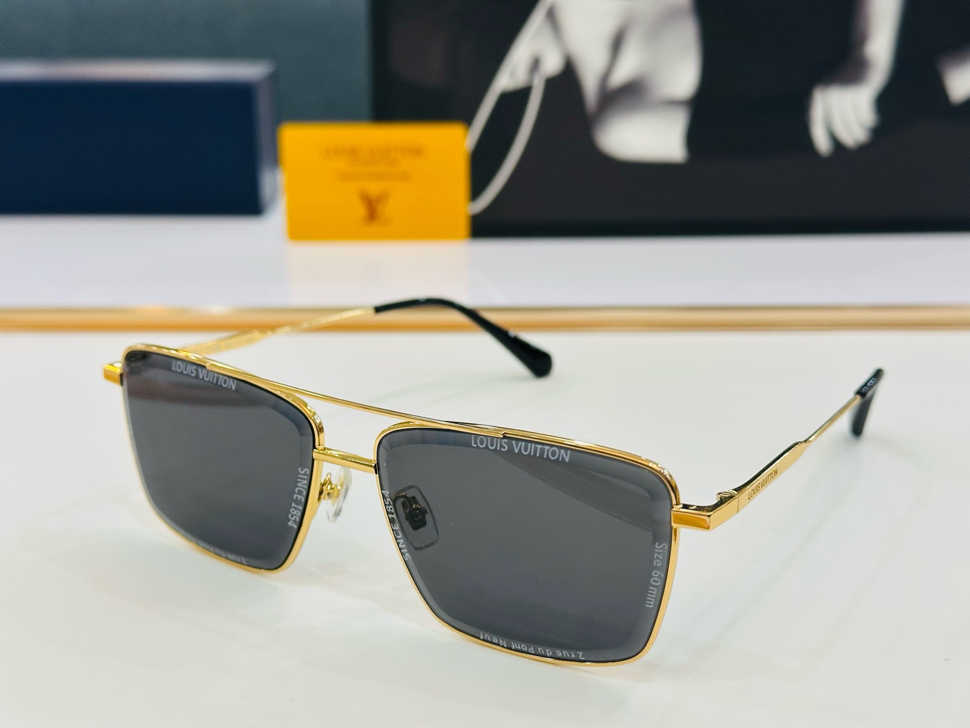 路易家 LOUIS *VUITON 原单高品质 Model Z2610U 高端货 Size：59口15-