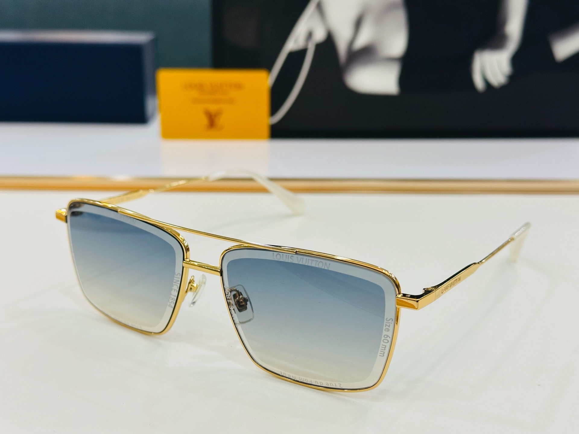 路易家 LOUIS *VUITON 原单高品质 Model Z2610U 高端货 Size：59口15-