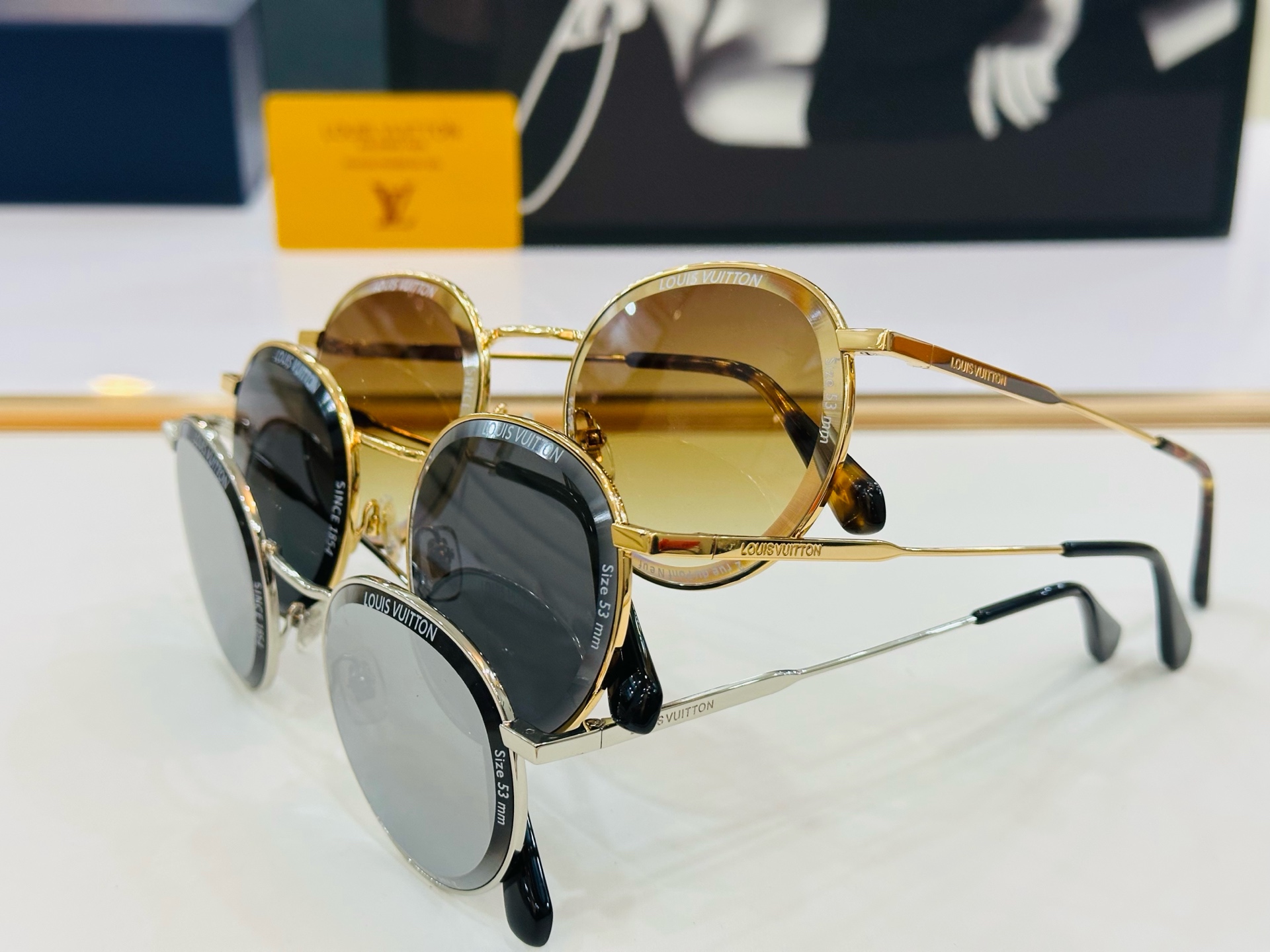 路易家 LOUIS *VUITON 原单高品质 Model Z2603U 高端货 Size：52口21-