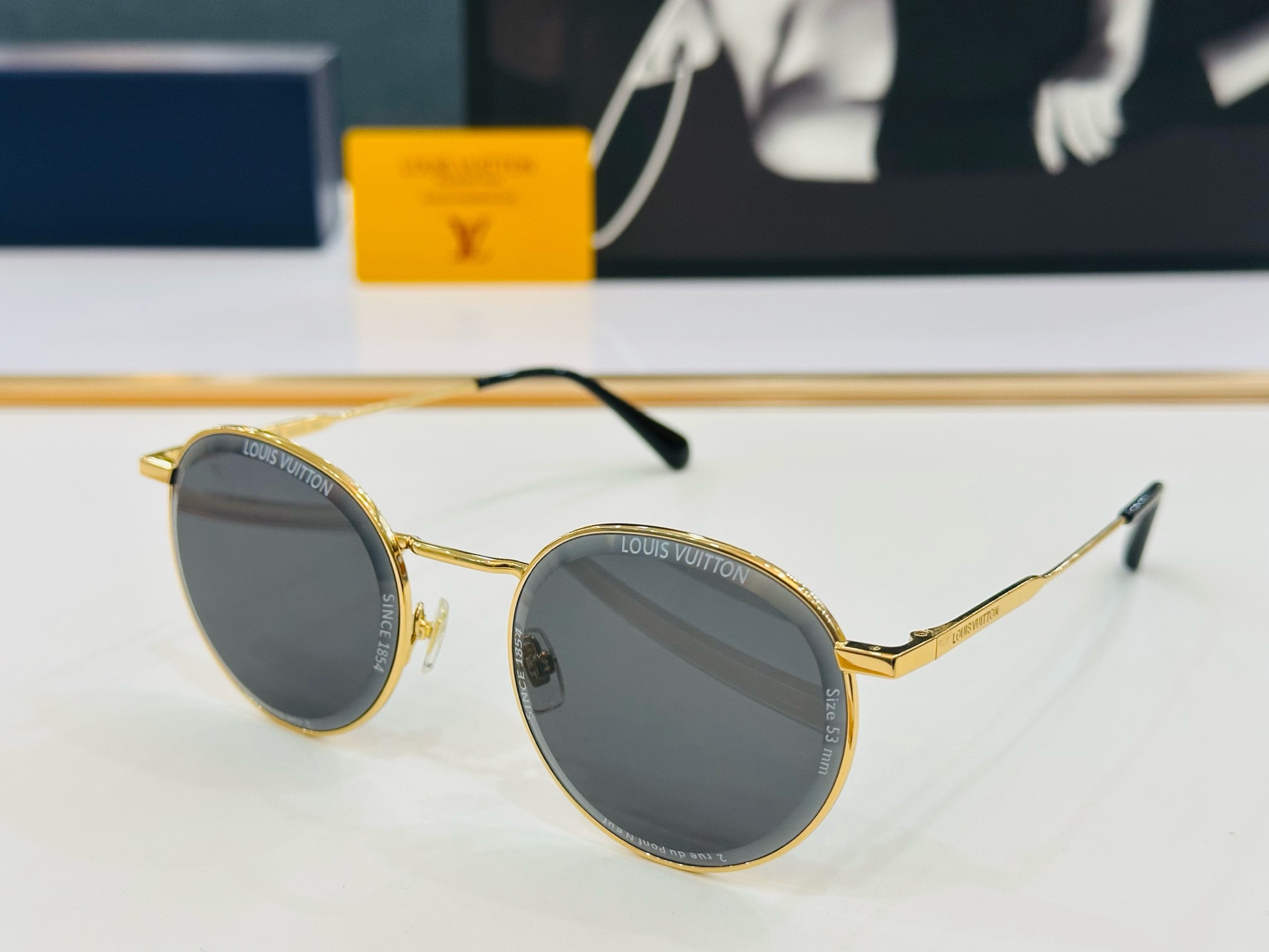路易家 LOUIS *VUITON 原单高品质 Model Z2603U 高端货 Size：52口21-
