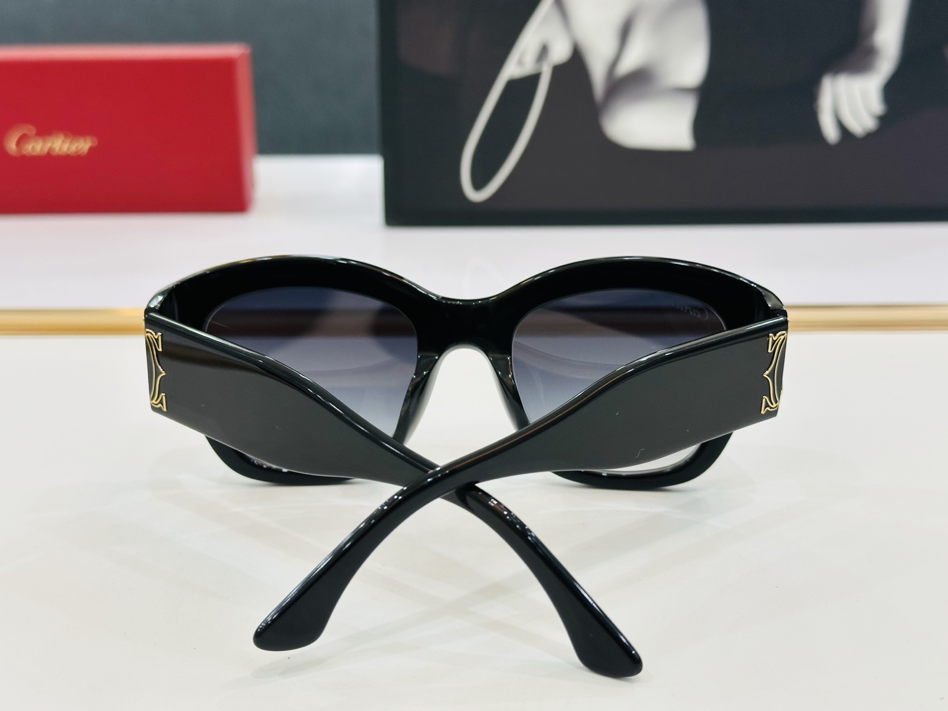 Cartier-卡家 ✨ESW00568 Size：52口21-135  不挑脸型 简约大气 时尚休闲👌