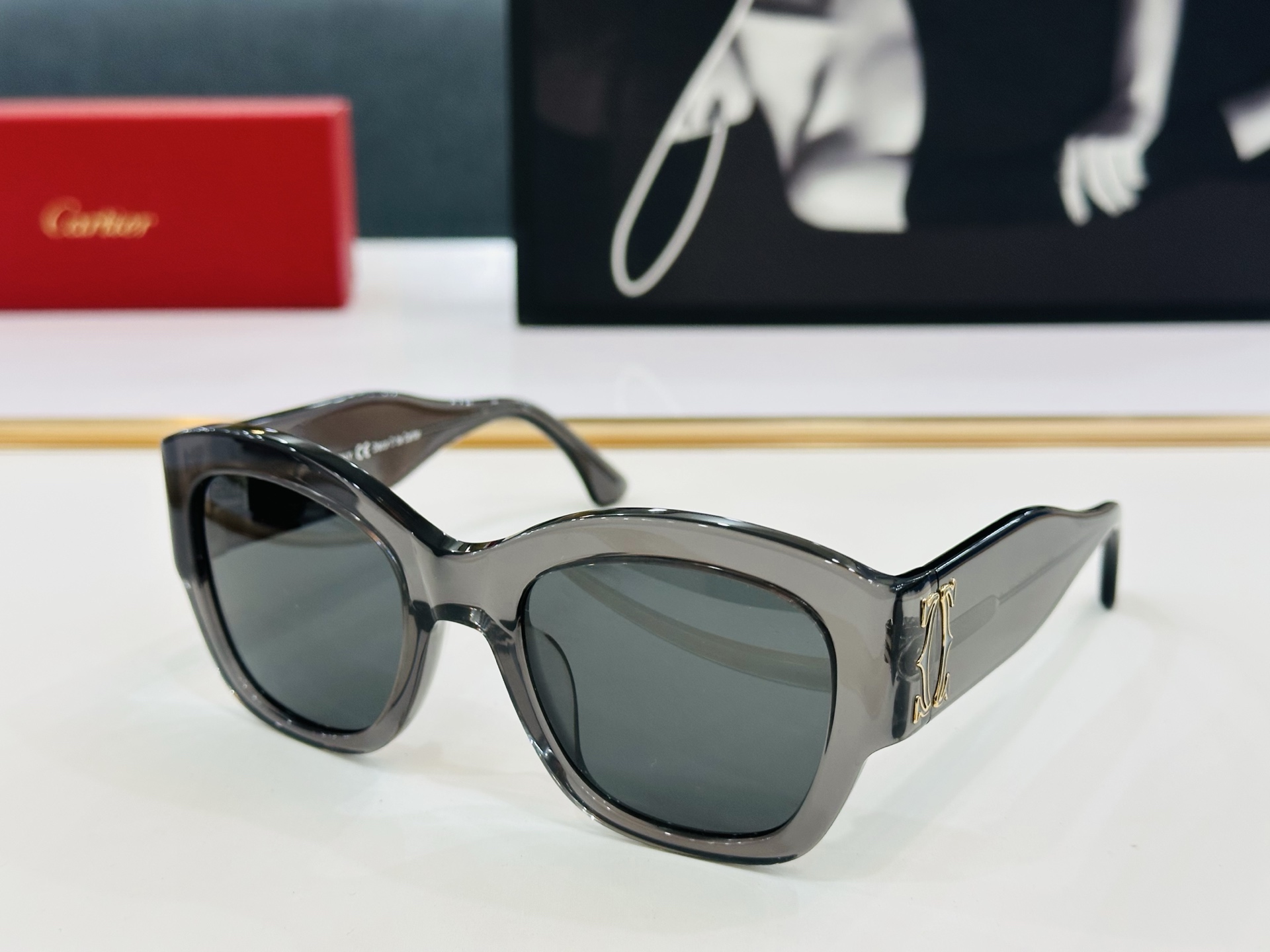 Cartier-卡家 ✨ESW00568 Size：52口21-135  不挑脸型 简约大气 时尚休闲👌