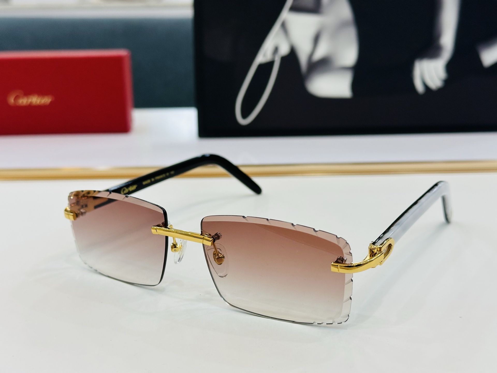 Cartie* 卡家 CT0243S 太阳镜 Size：59口16-140 工艺精湛气质十足！S男女同款