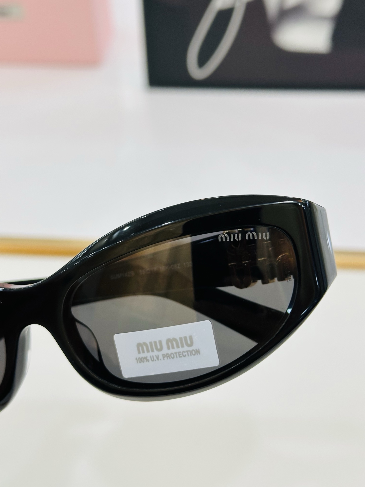 🆕 谬家 SMU14ZS Size：59口17-130 🌺🌺 玫瑰闪电 时尚靓丽 得意得意微笑 B独具品