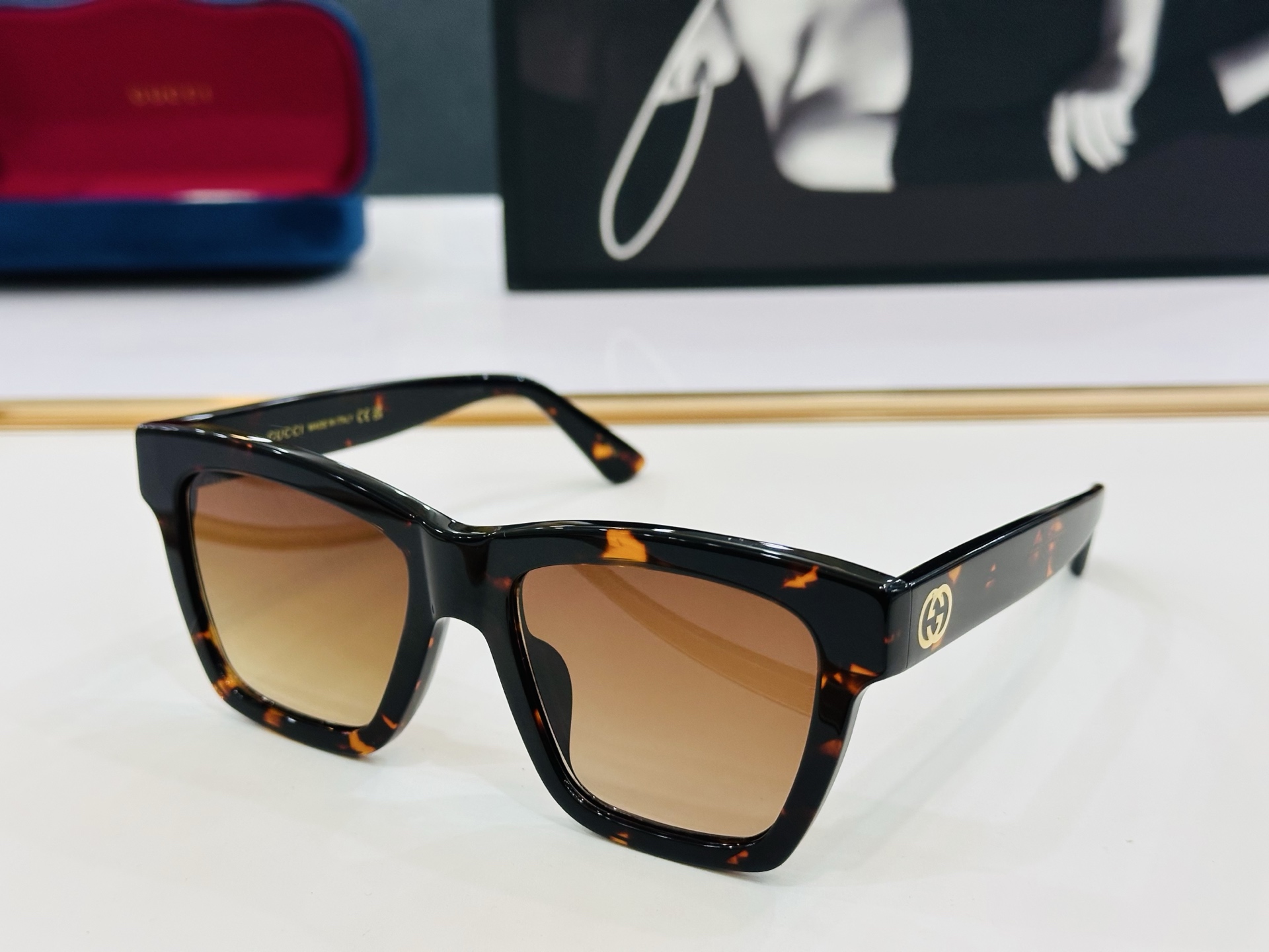 GUCC* 古家 GG1714S 🐝🐝系列 Size：54口19-145  🍁🍁B超绝品质 太阳镜🔥 