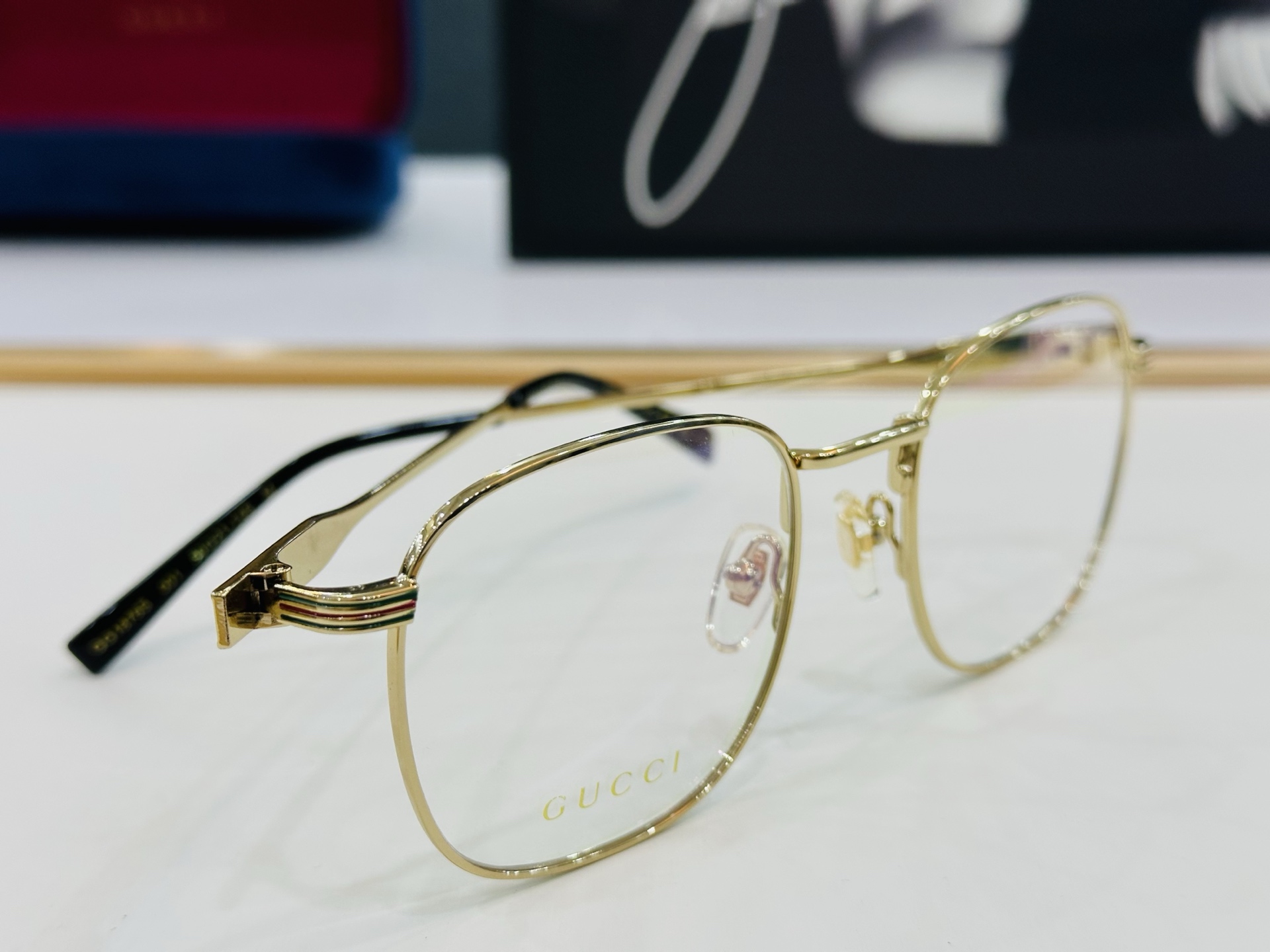 GUCC* 古家 GG1876S 🐝🐝系列 Size：50口21-145 🍁🍁 E超绝品质太阳镜 🔥