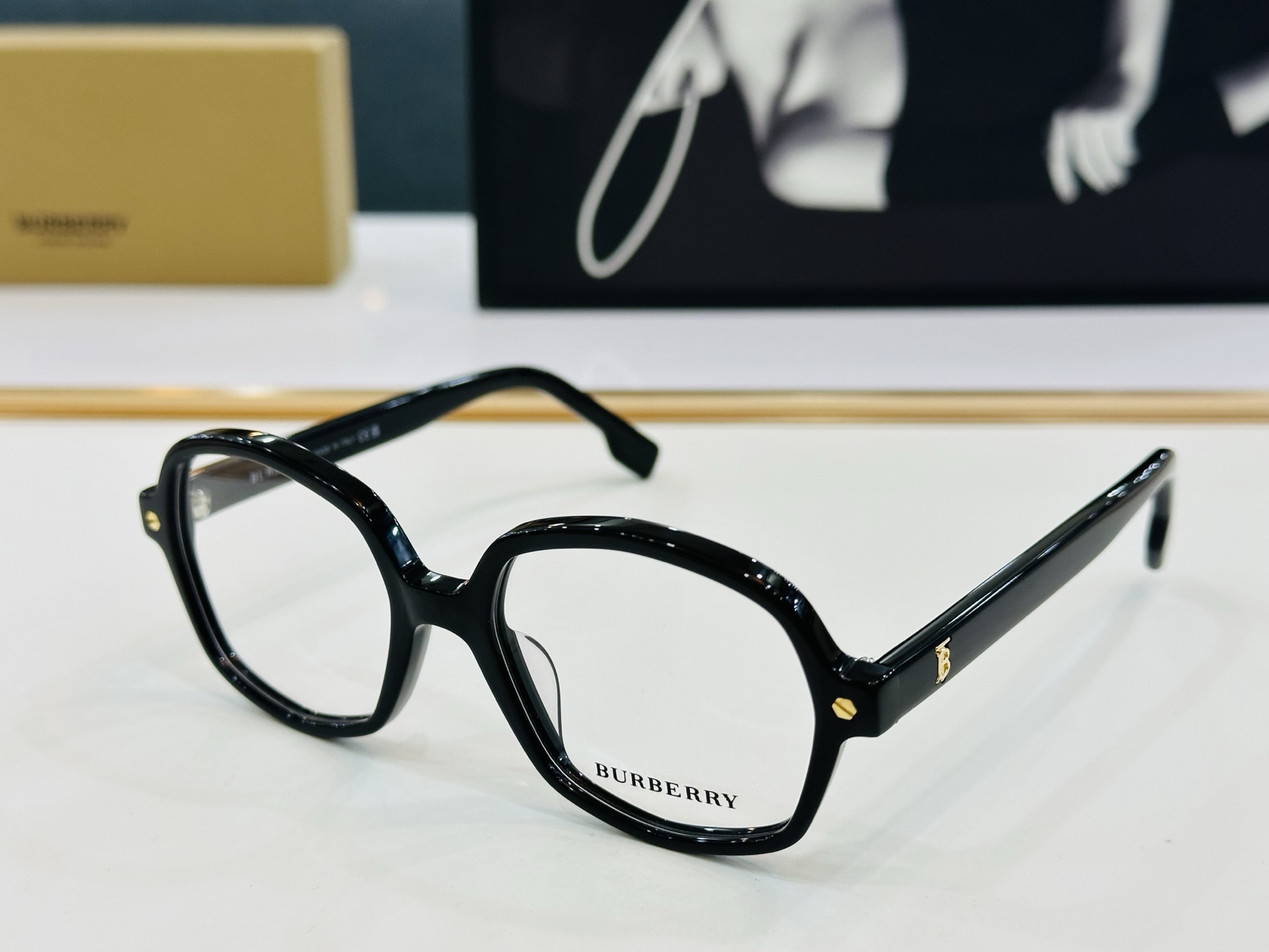 新款 BURBERR*🔻巴家 BE2317  百搭镜架Size：50口21-145 高品质 到货 🌲🌲🌲