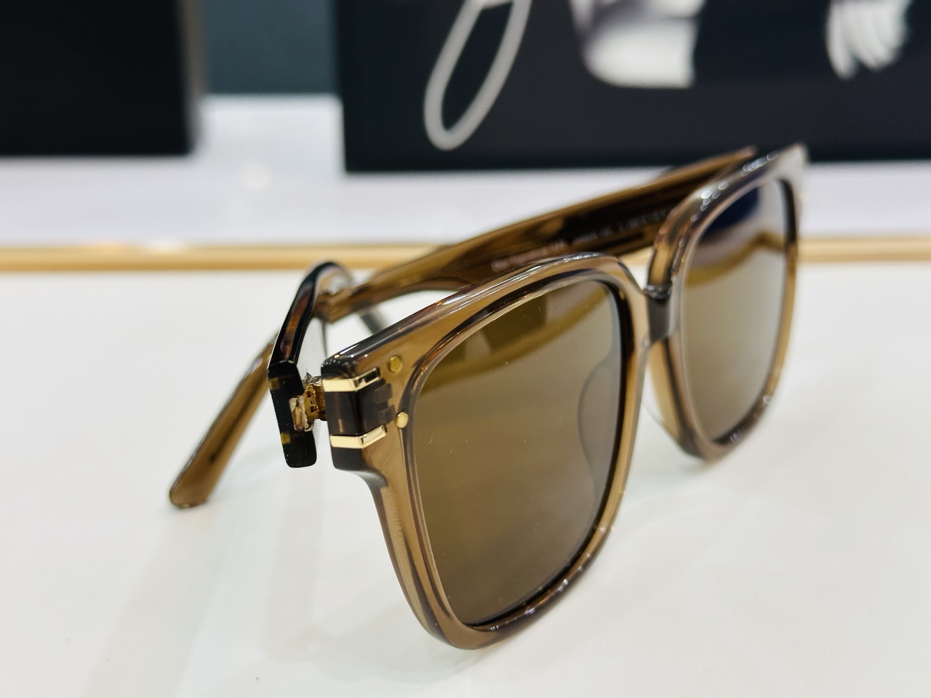 🔻🔻🔻DIO* 迪家 CDICON S7F Size：58口18-140  春夏款墨镜 😎🔆🔥🔥搭配镜腿