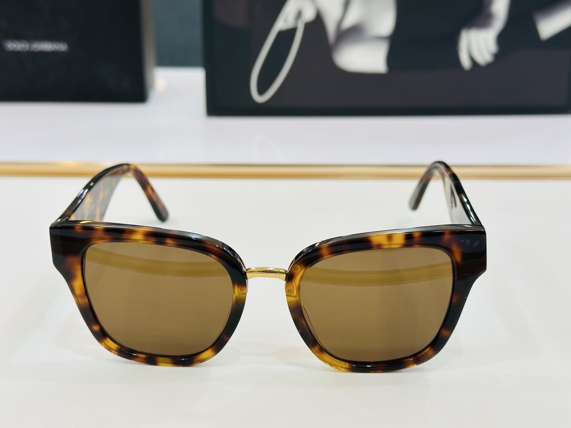 🆕 官网款 🔺DOLCE&GABBAN*🔻DG4437 Size：51口20-145 新颖独特🔝🔝美艳绝