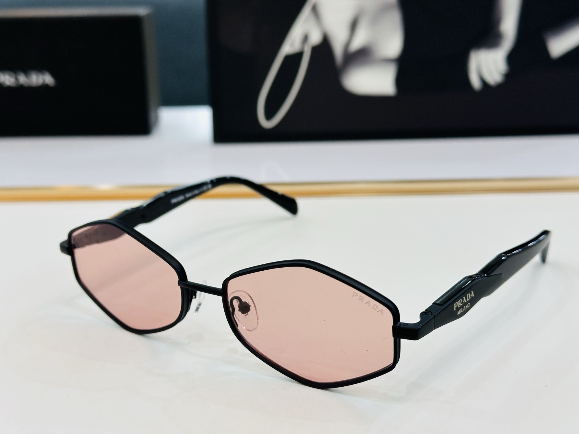 🔺PRAD*🔻普家 SPR221Z Size：55口18-140 眼镜系列堪称精湛制作 彰显独特个性 q