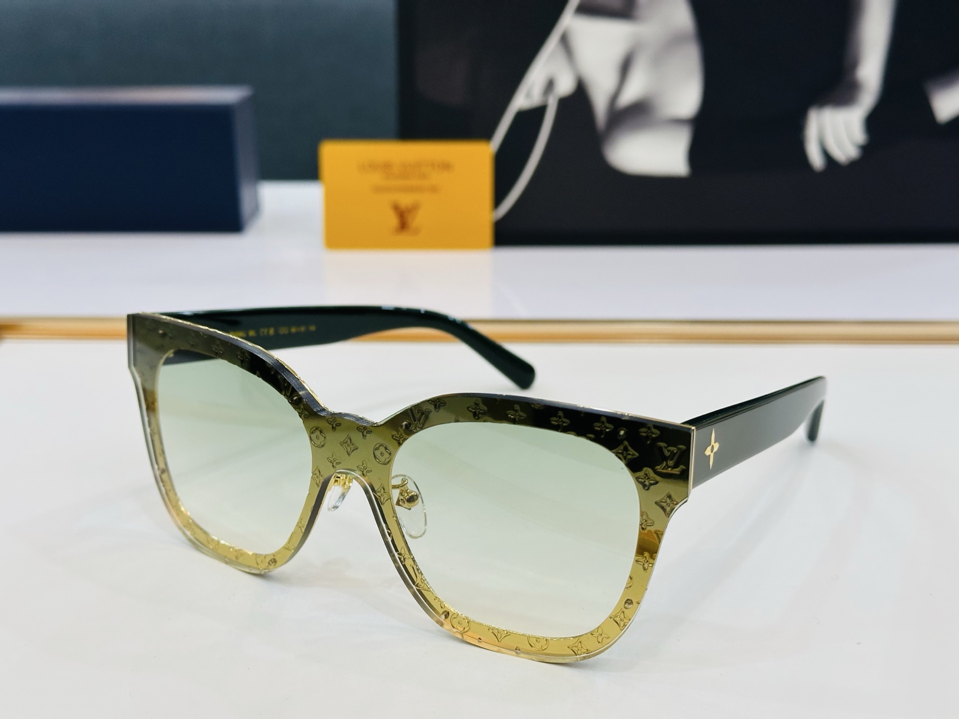 路易家 🎩Z2565U Size：55口21-145 充满活力的 展现独特个性🌟展现大气的你 qj高品质