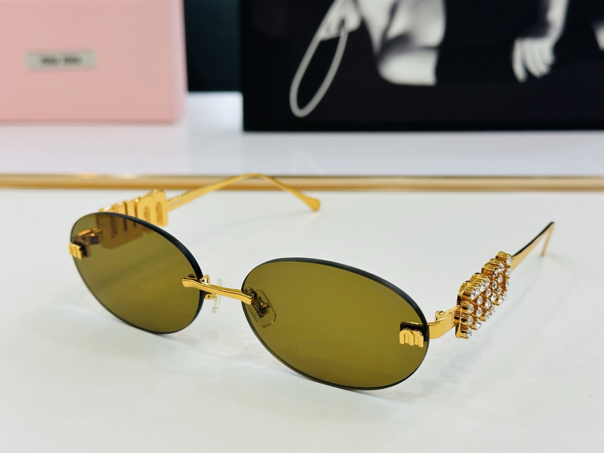🆕 谬家 SMU5693TS Size：60口18-145 🌺🌺 玫瑰闪电 时尚靓丽 得意得意微笑 qj