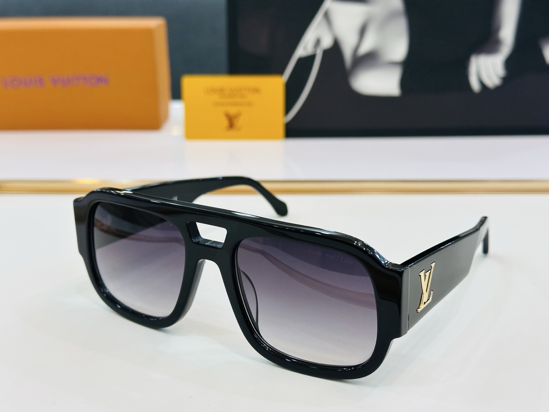 路易家 🎩Z2613E Size：54口21-140 充满活力的 展现独特个性🌟展现大气的你 F高品质 